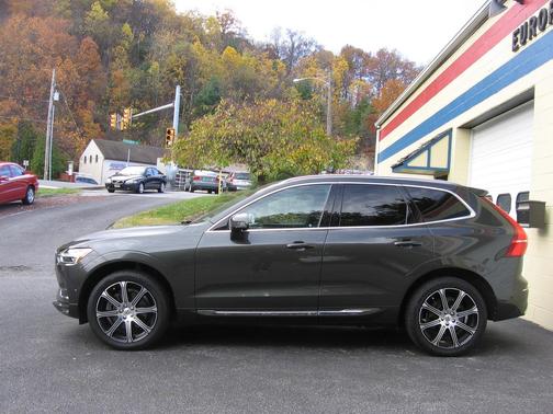 2018 Volvo XC60 T6 Momentum