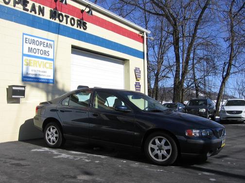 2004 Volvo S60 2.5T