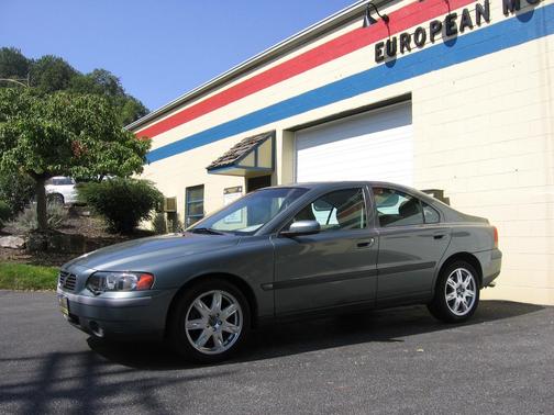 2004 Volvo S60 2.5T