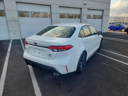 2025 Toyota Corolla Hybrid SE