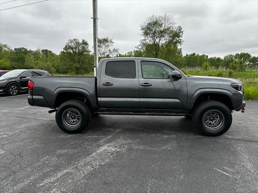 2020 Toyota Tacoma SR