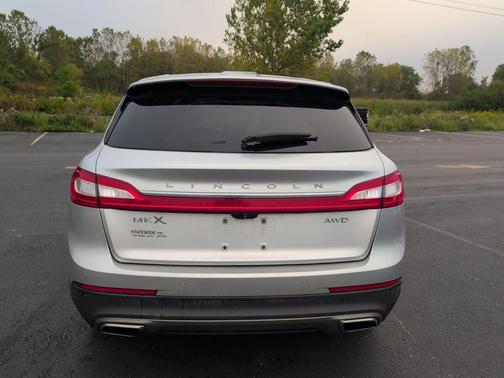 2016 Lincoln MKX Select