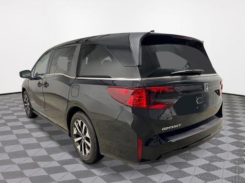 Crystal Black Pearl 2026 Honda Odyssey EX-L