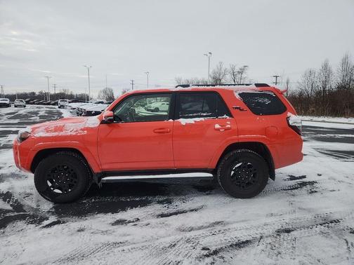 2024 Toyota 4Runner TRD Off Road Premium
