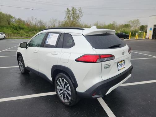 2023 Toyota Corolla Cross XLE