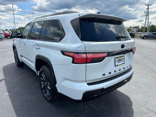 2025 Toyota Sequoia Platinum