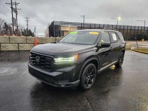 2025 Honda Pilot Black Edition