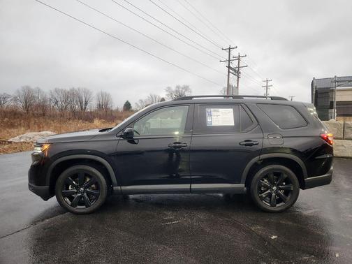 2025 Honda Pilot Black Edition