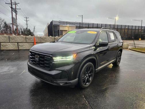 2025 Honda Pilot Black Edition