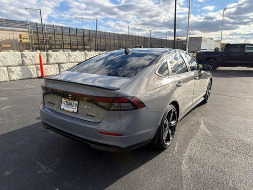 2023 Honda Accord Hybrid Base