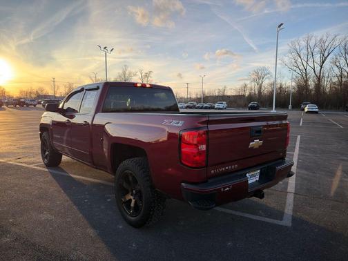 2017 Chevrolet Silverado 1500 2LT