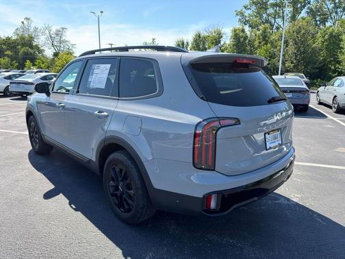 Wolf Gray 2024 Kia Telluride SX X-Pro