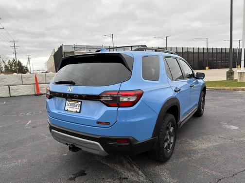 2023 Honda Pilot AWD TrailSport