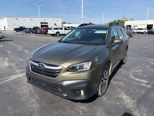 Autumn Green Metallic 2022 Subaru Outback Premium