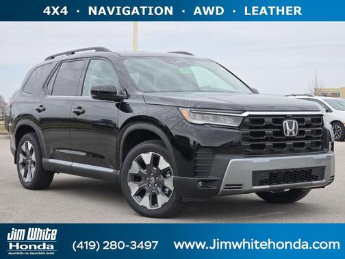 Crystal Black Pearl 2026 Honda Pilot Touring 8-Passenger