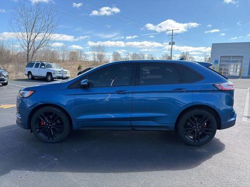 Blue 2019 Ford Edge ST