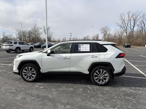 2020 Toyota RAV4 Limited