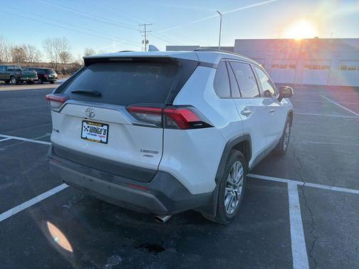 2020 Toyota RAV4 Limited