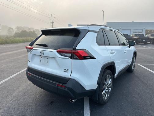 2019 Toyota RAV4 XLE Premium