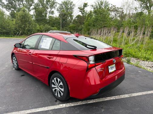 Supersonic Red 2019 Toyota Prius LE