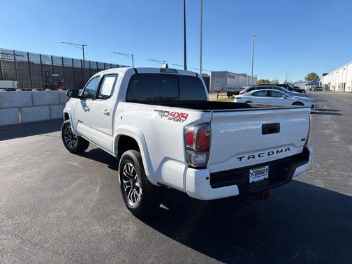 2022 Toyota Tacoma TRD Sport