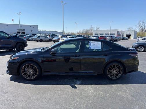 Midnight Black Metallic 2023 Toyota Camry SE