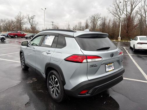 2024 Toyota Corolla Hybrid SE