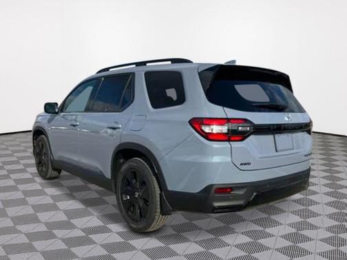 Sonic Gray Pearl 2026 Honda Pilot Black Edition