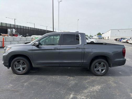 Gray 2023 Honda Ridgeline RTL