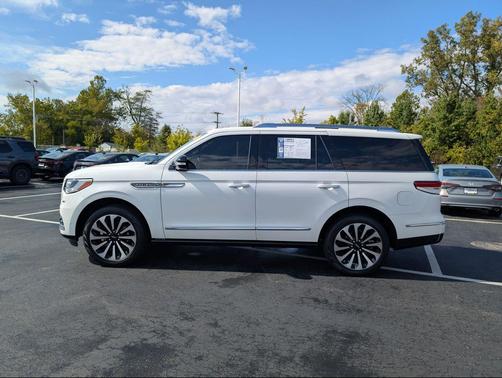 2024 Lincoln Navigator Reserve