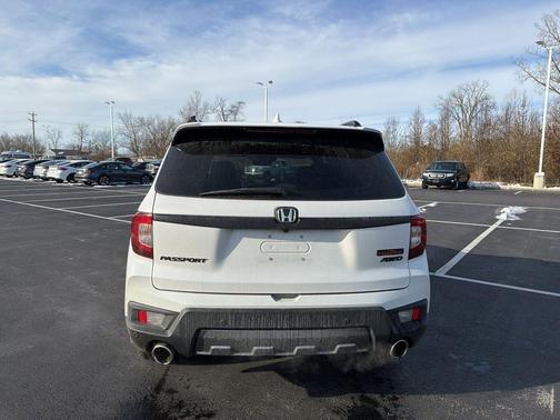 2023 Honda Passport AWD TrailSport
