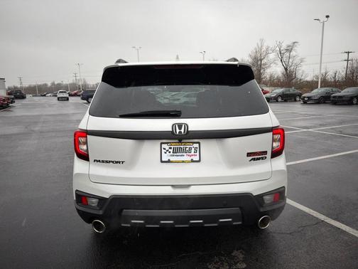 2023 Honda Passport AWD TrailSport