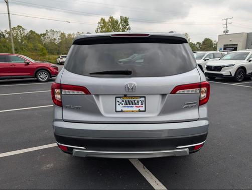 2021 Honda Pilot Touring 8-Passenger