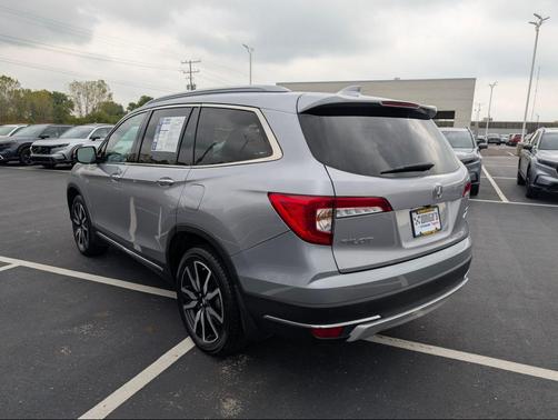 2021 Honda Pilot Touring 8-Passenger