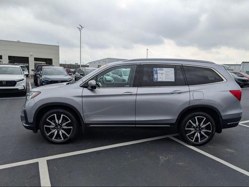 2021 Honda Pilot Touring 8-Passenger