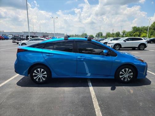 2021 Toyota Prius XLE