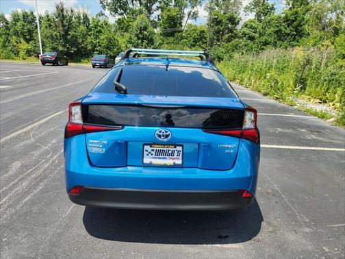 2021 Toyota Prius XLE