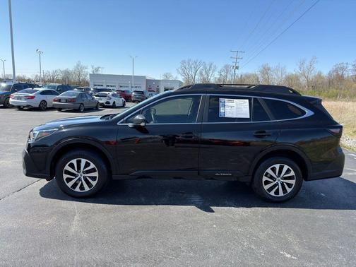Crystal Black 2021 Subaru Outback Base