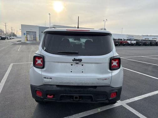 2016 Jeep Renegade Trailhawk
