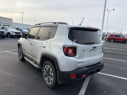 2016 Jeep Renegade Trailhawk