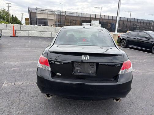 Crystal Black Pearl 2010 Honda Accord EX-L