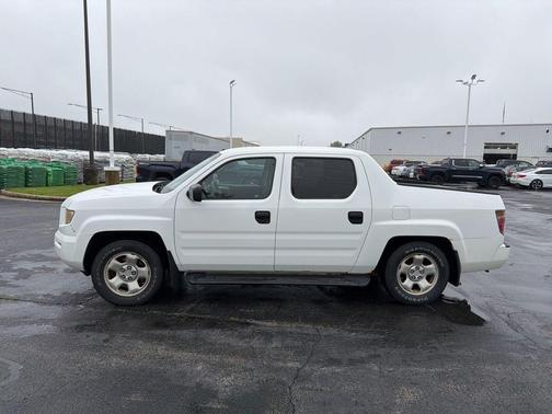 White 2006 Honda Ridgeline RT