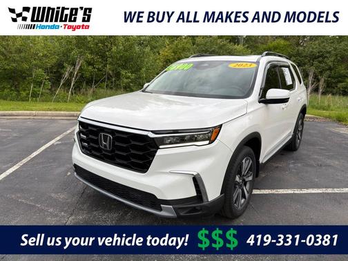 Platinum White Pearl 2023 Honda Pilot Touring 8-Passenger