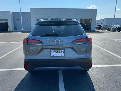 2023 Toyota Corolla Cross XLE