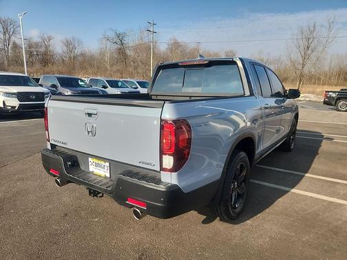 2023 Honda Ridgeline Black