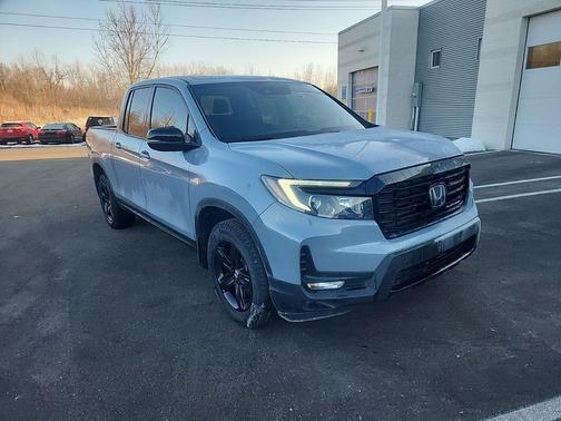 2023 Honda Ridgeline Black