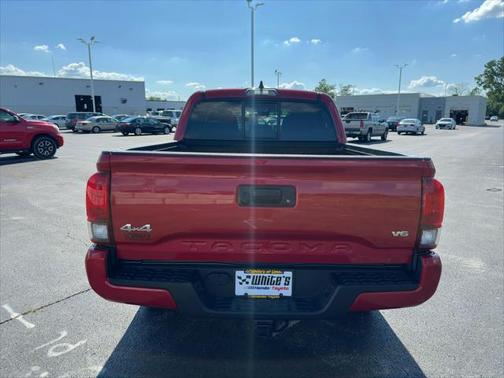 2022 Toyota Tacoma SR