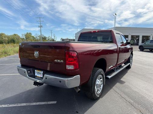2017 RAM 2500 Tradesman Crew Cab 4x4 8' Box