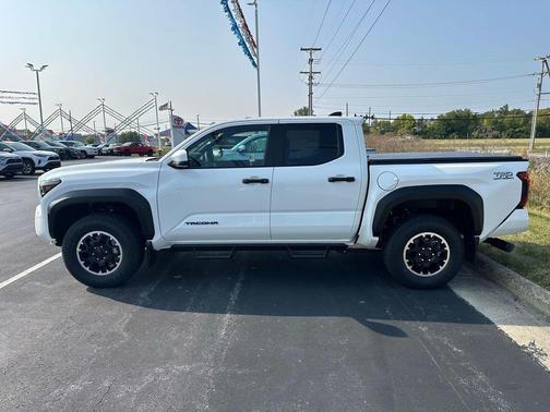 2025 Toyota Tacoma TRD Off-Road