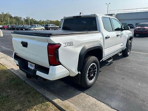 2025 Toyota Tacoma TRD Off-Road
